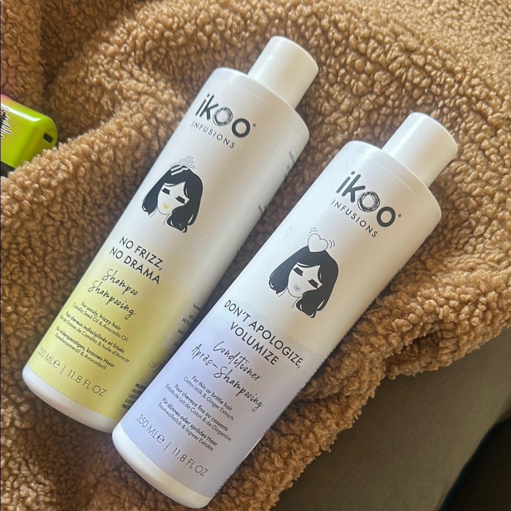 Hair Care Set Yellow and White for Smooth and Voluminous Hair